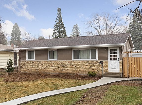 3rd image of 4515 Heights Dr NE