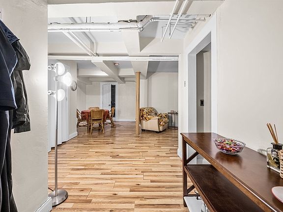 3rd image of 39 Glenville Ave APT 71A