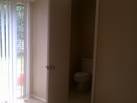5th image of 2121 Fleur De Lis Ct