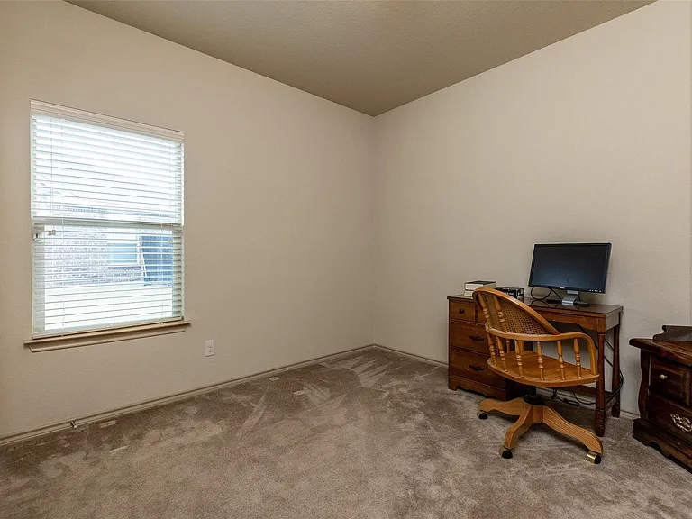 509 Vidalia Ct — Photo 14