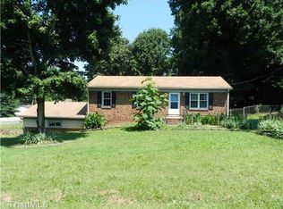 5056 Wind Spring Dr, Winston Salem, NC 27105