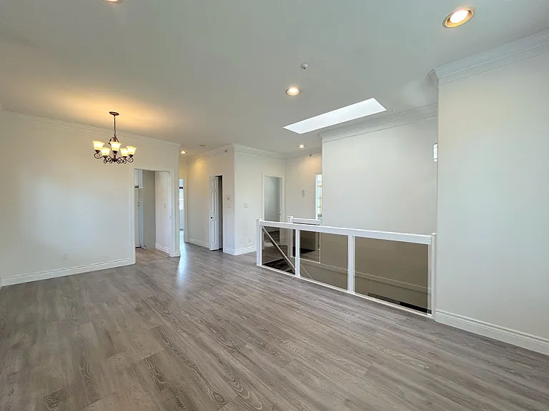 1478 E 57th Ave — Photo 4
