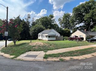 2500 Roslyn Ave, Charlotte, NC 28208