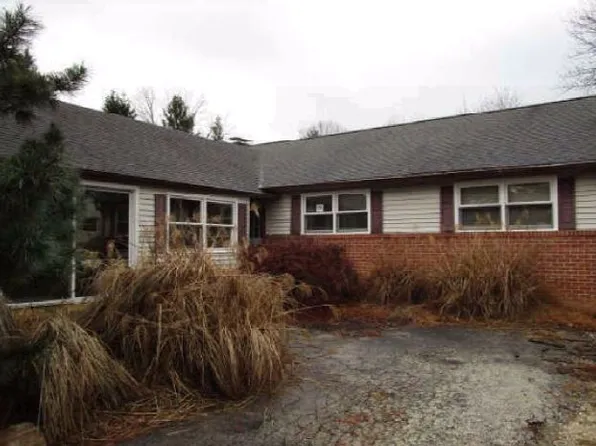 61 Devon Rd, Paoli, PA 19301