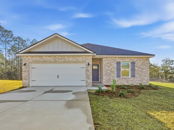 51 Spooner St, Defuniak Springs, FL 32433