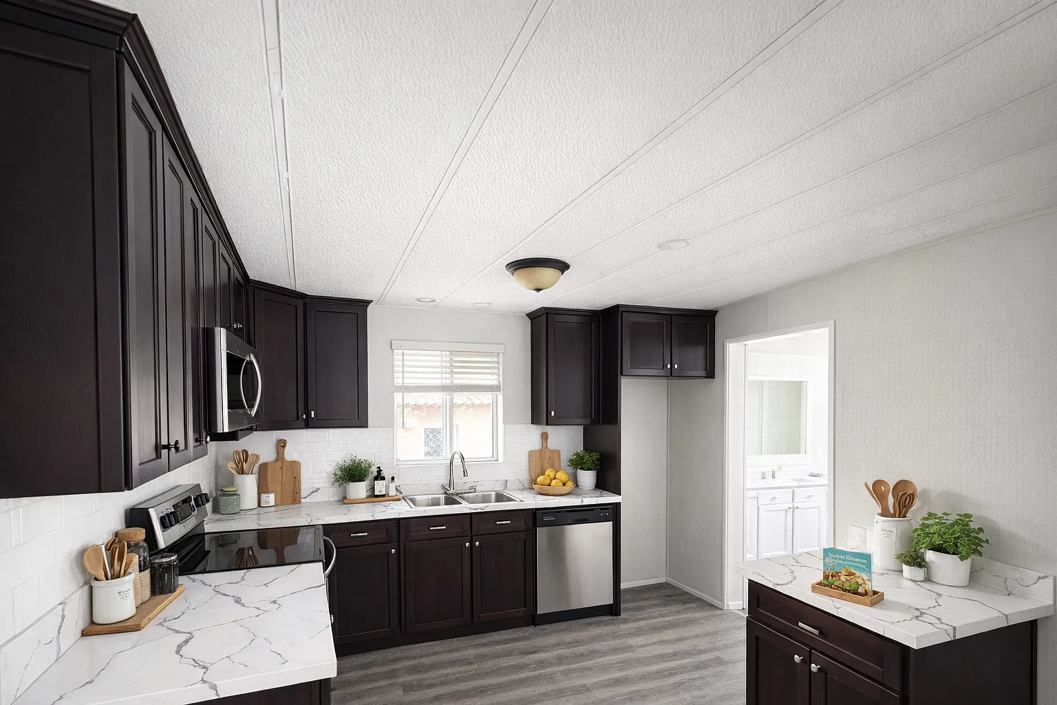 2 bed, 2.0 bath, 1152 sqft, $3,300 — Photo 1
