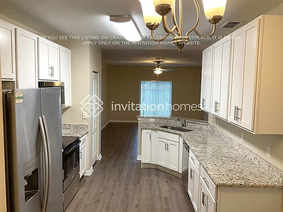 5th image of 3120 Queen Alexandria Dr