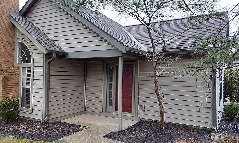 1st image of 262 Deer Cross Ln