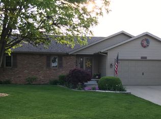 2813 Rainier Dr, Springfield, IL 62704