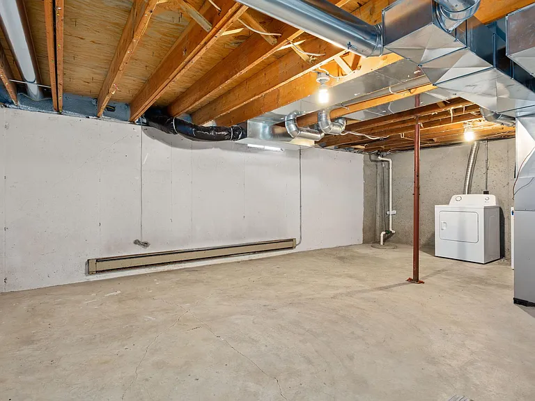 2629 N Helen St — Photo 16