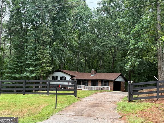 3rd image of 779 Newton Rd