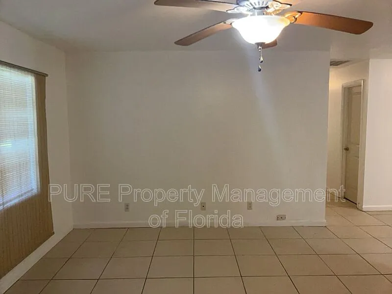 3 bed, 2.0 bath, 1144 sqft, $1,650 — Photo 4