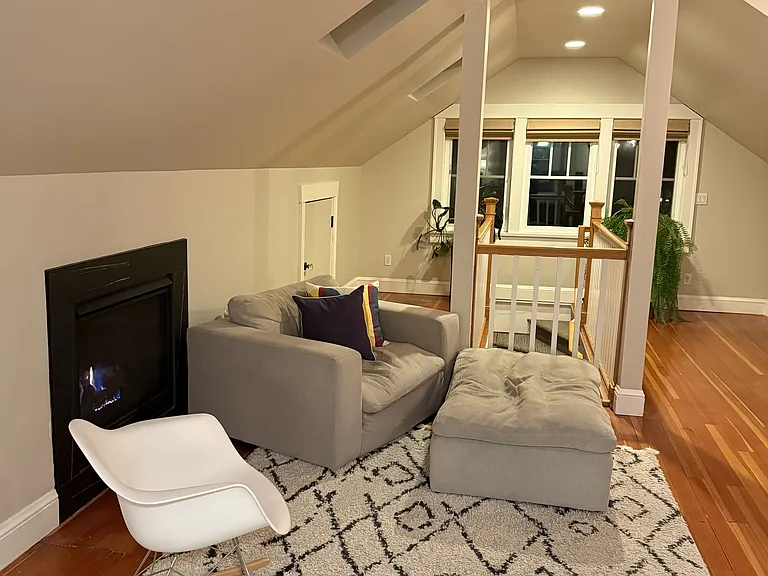 Primary Suite (Bedroom #3)