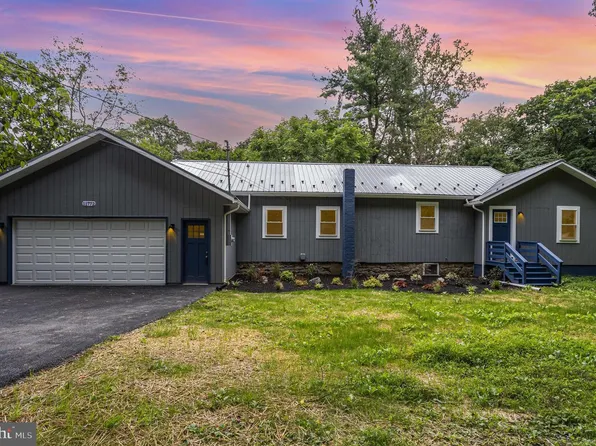 11772 Furnace Rd, Blue Ridge Summit, PA 17214