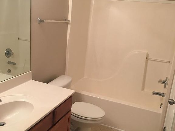 5th image of 114 Arapaho Dr