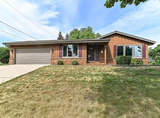 209 Parkview DRIVE, Burlington, WI 53105