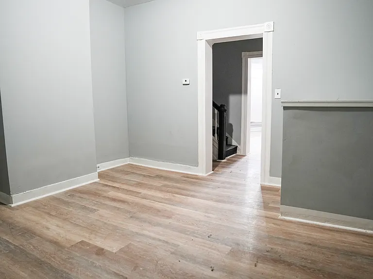 1908 N Fulton Ave — Photo 6
