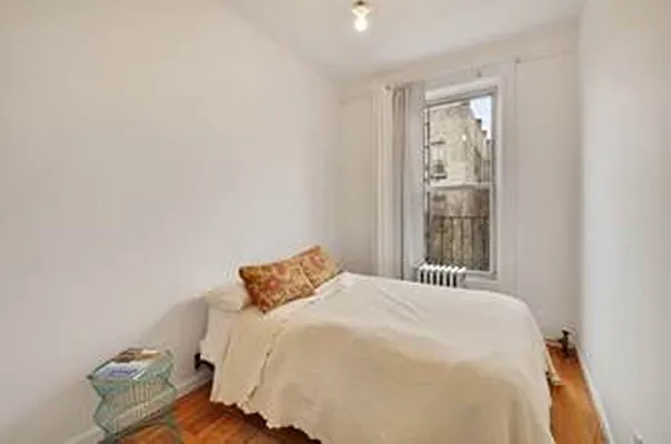 Rented by Corcoran | media 21