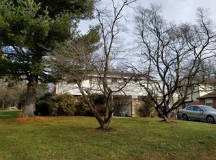 1481 Thornberry Rd, Wyncote, PA 19095