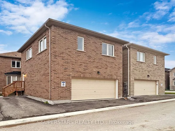 4 Waterleaf Rd, Markham, ON L6B 1N9