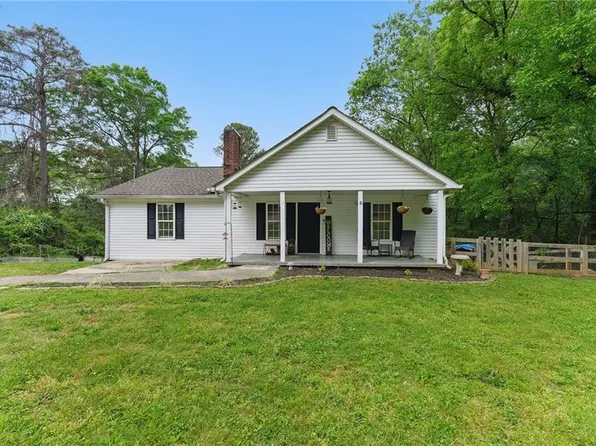 242 Harmony Rd SE, Silver Creek, GA 30173