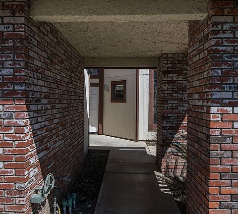 3rd image of 15062 Heather Ln