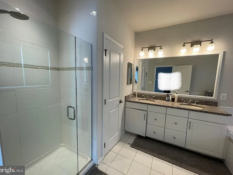 23479 Belvoir Woods Ter — Photo 17