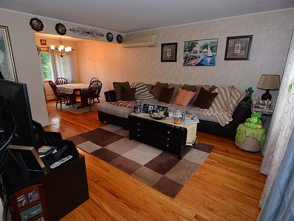 4th image of 176 Bernice Dr