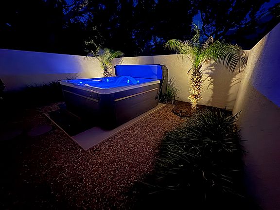 5th image of 106 Sand Bar Way