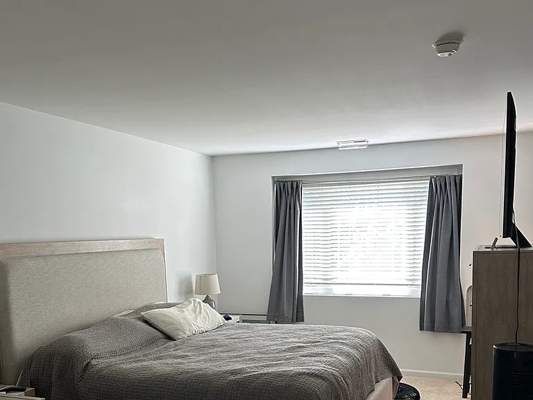 152 Finstad Dr — Photo 10