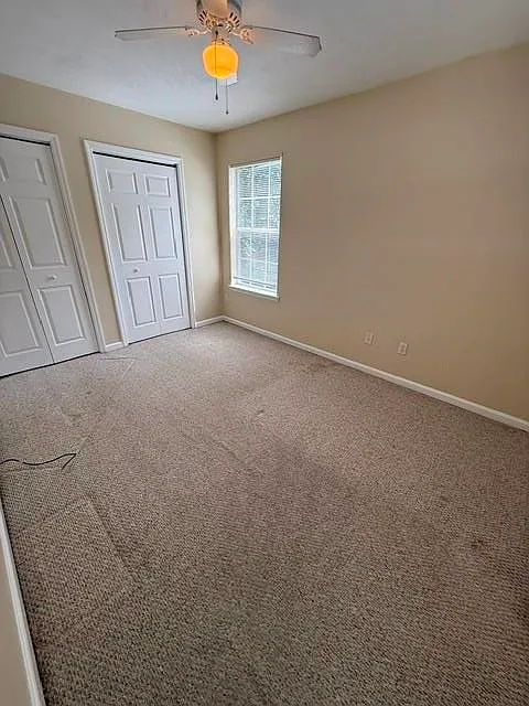 3 bed, 2.5 bath, 1600 sqft, $1,795 — Photo 3