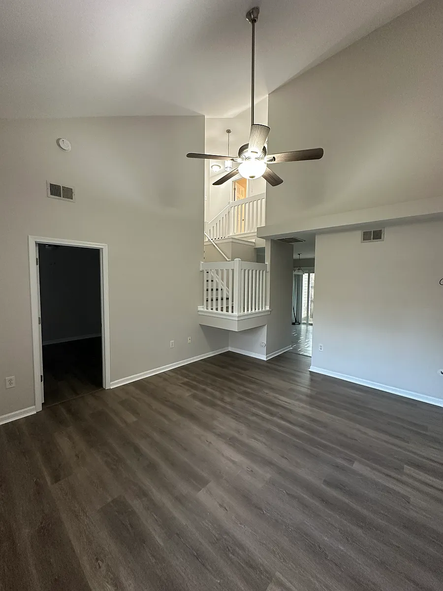 Building Photo - 12160 Bottlebrush Pl