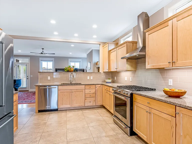 266 N Jefferson Rd — Photo 34