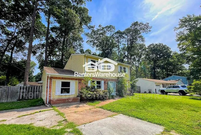 5736 Avalon Woods Dr — Photo 2