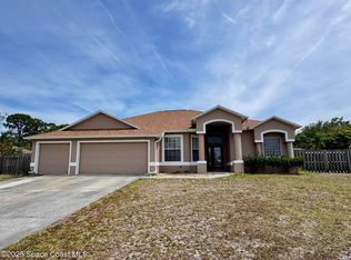 402 Narragansett St NE, Palm Bay, FL 32907