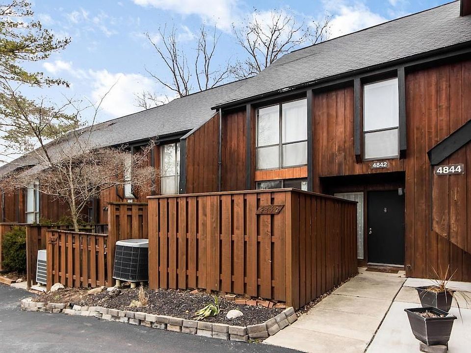 1st image of 4842 Crazy Horse Ln