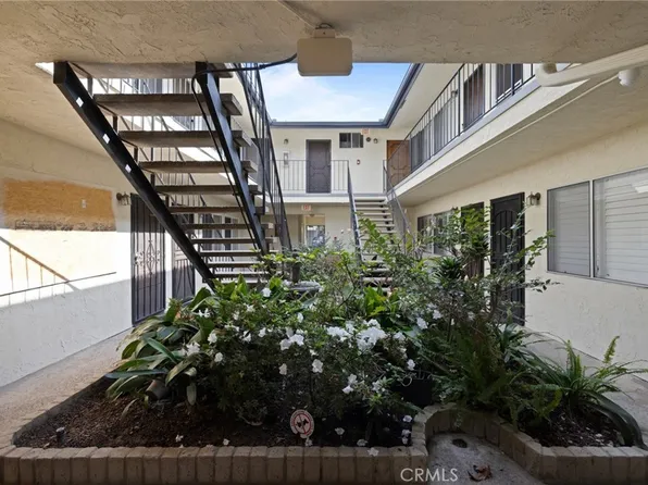 360 Gladys Ave APT 3, Long Beach, CA 90814