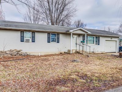 19 Elm St, Bowling Green, MO, 63334
