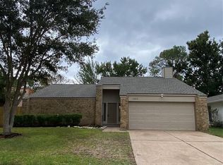 15814 Dunmoor Dr, Houston, TX 77059