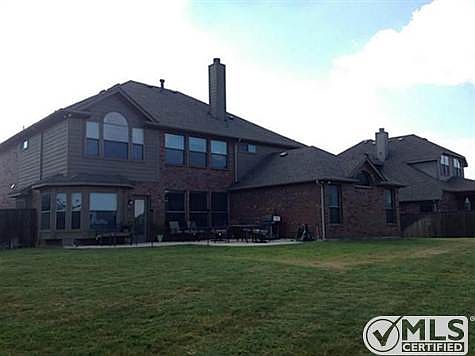2nd image of 1210 Royal Manor Ct