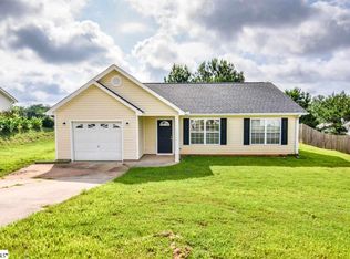 2004 Small Meadows Ct, Fountain Inn, SC 29644