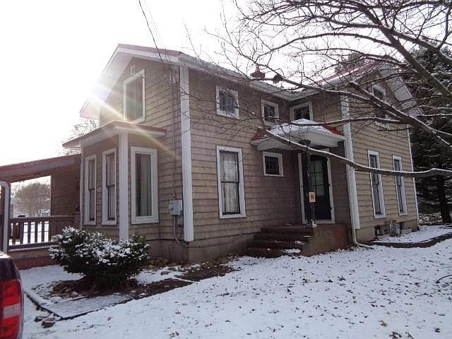 1st image of 90 W Albion St