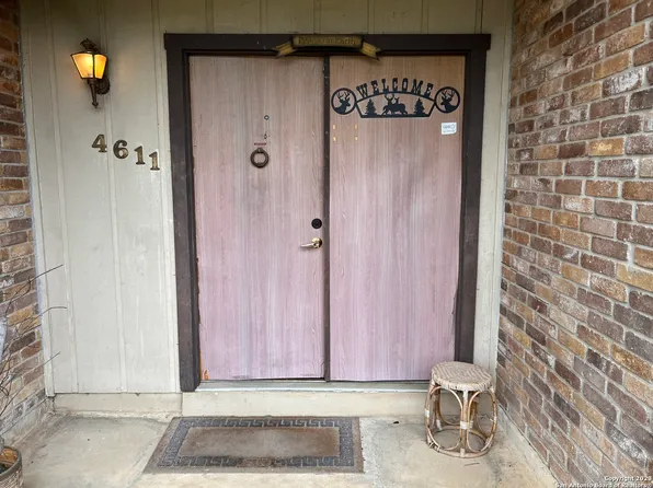 4611 Crested Land, San Antonio, TX 78217