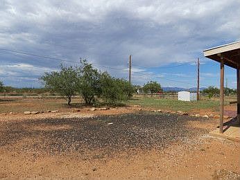 3rd image of 610 E Camino De Tundra