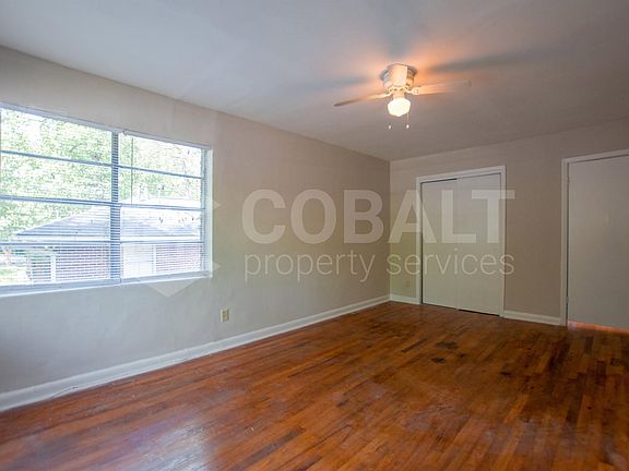 2nd image of 890 Greenwood Ave NE APT 1