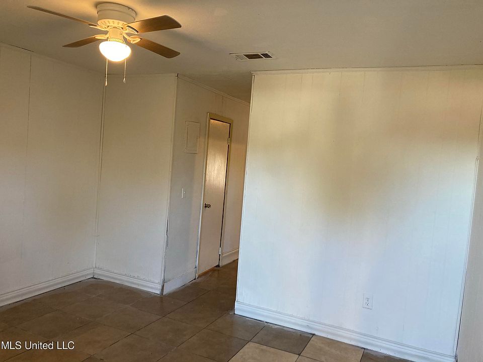 453 Eminence Row, Jackson, MS 39213 Zillow