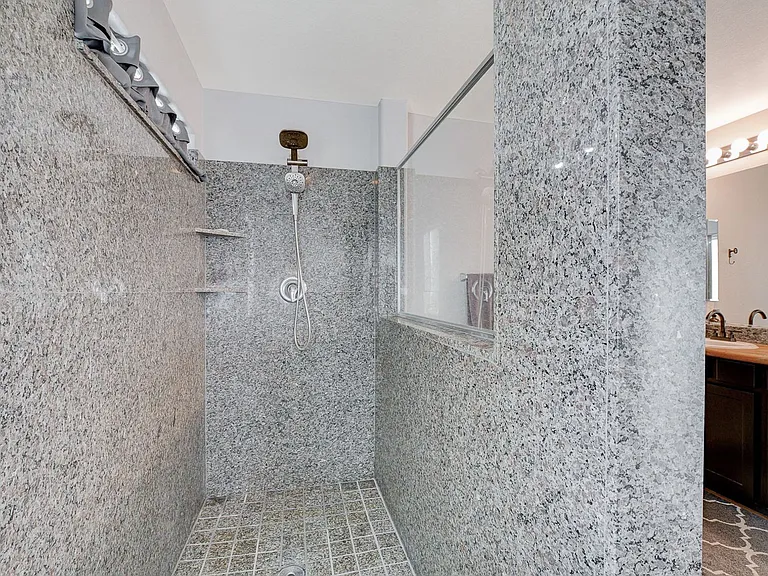 1045 Spotted Saddle St — Photo 29