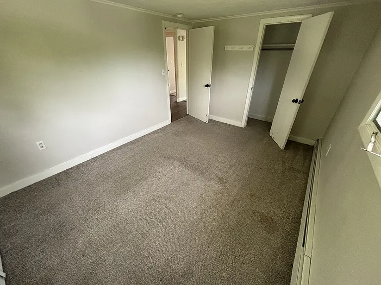1322 Main St #3 — Photo 3