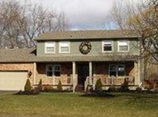 487 Dutton Dr, Lewiston, NY