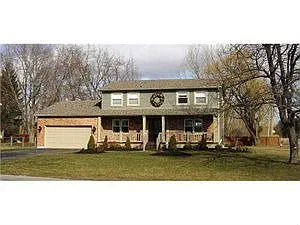 487 Dutton Dr photo 1